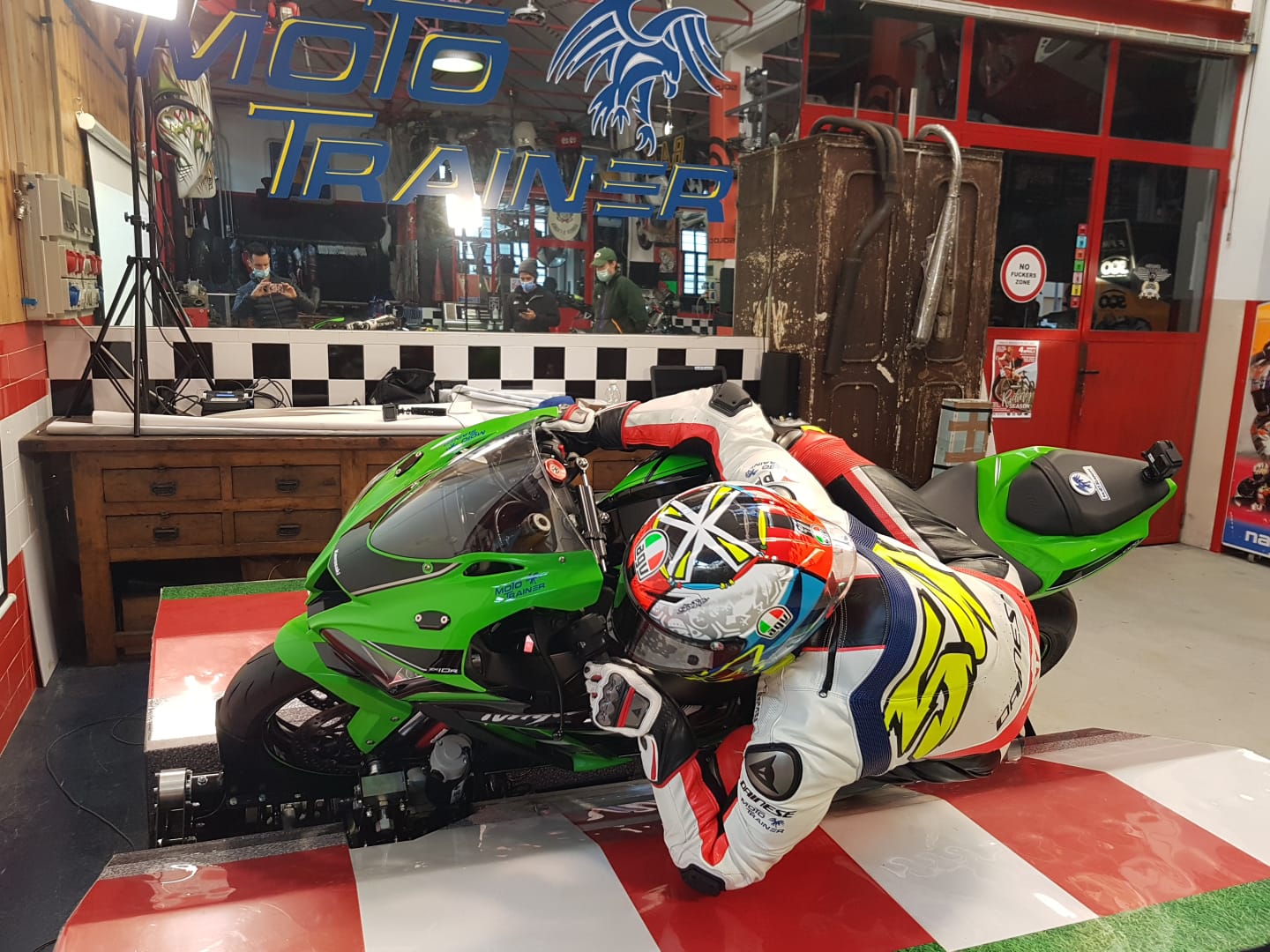 Portimao DAZN-Mototrainer